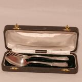 Empire style spoon and fork cutlery