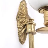 Trois appliques en laiton et verre opaque, années 50