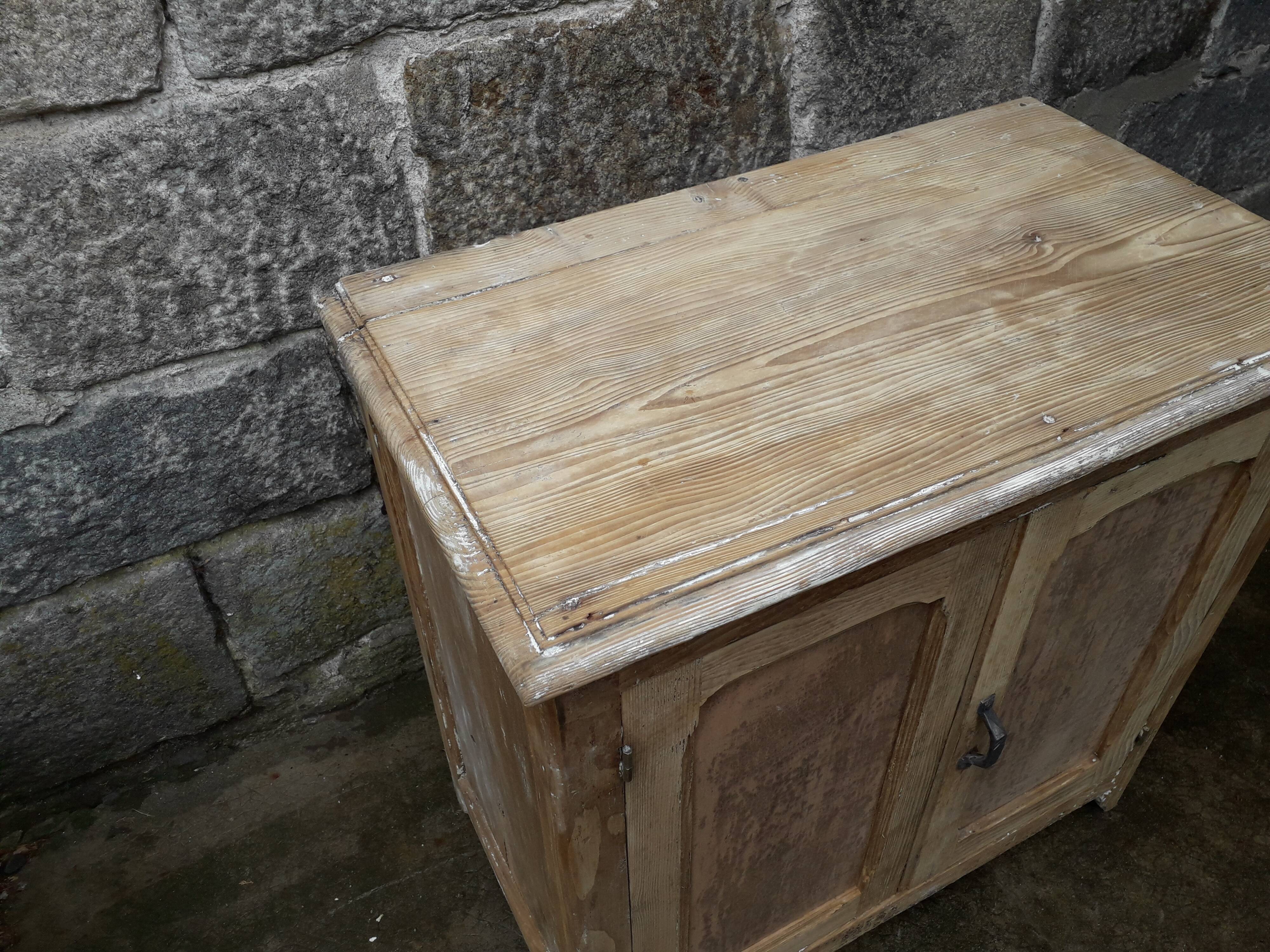 Parisian buffet patinated