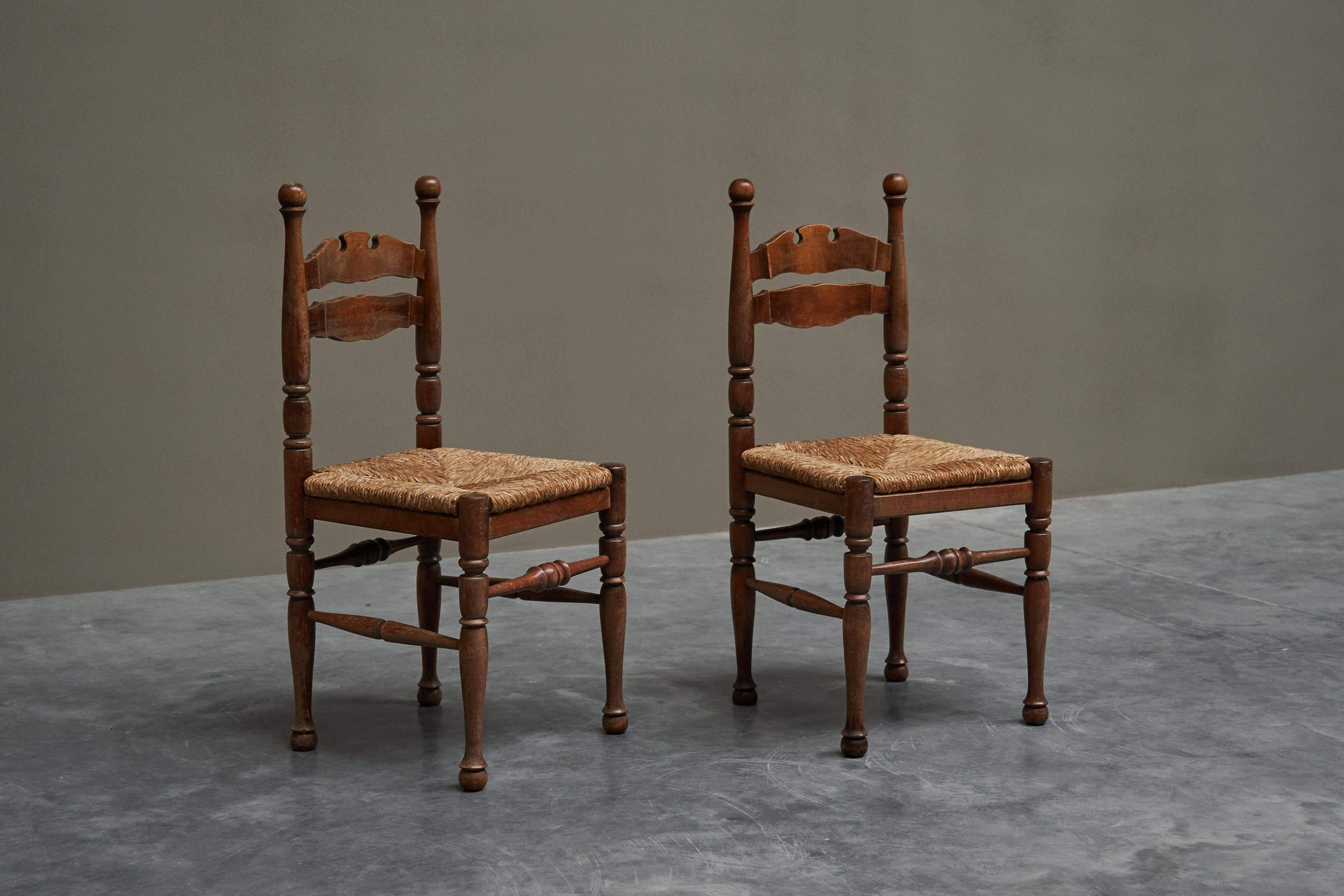 Set of 4 oak and bamboo chairs, 1950s.
