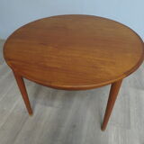 Scandinavian round table MSE Mobler in teak