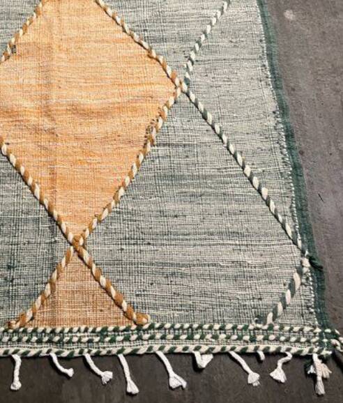 Handmade Moroccan Berber rug – 100% wool – Unique piece, large size