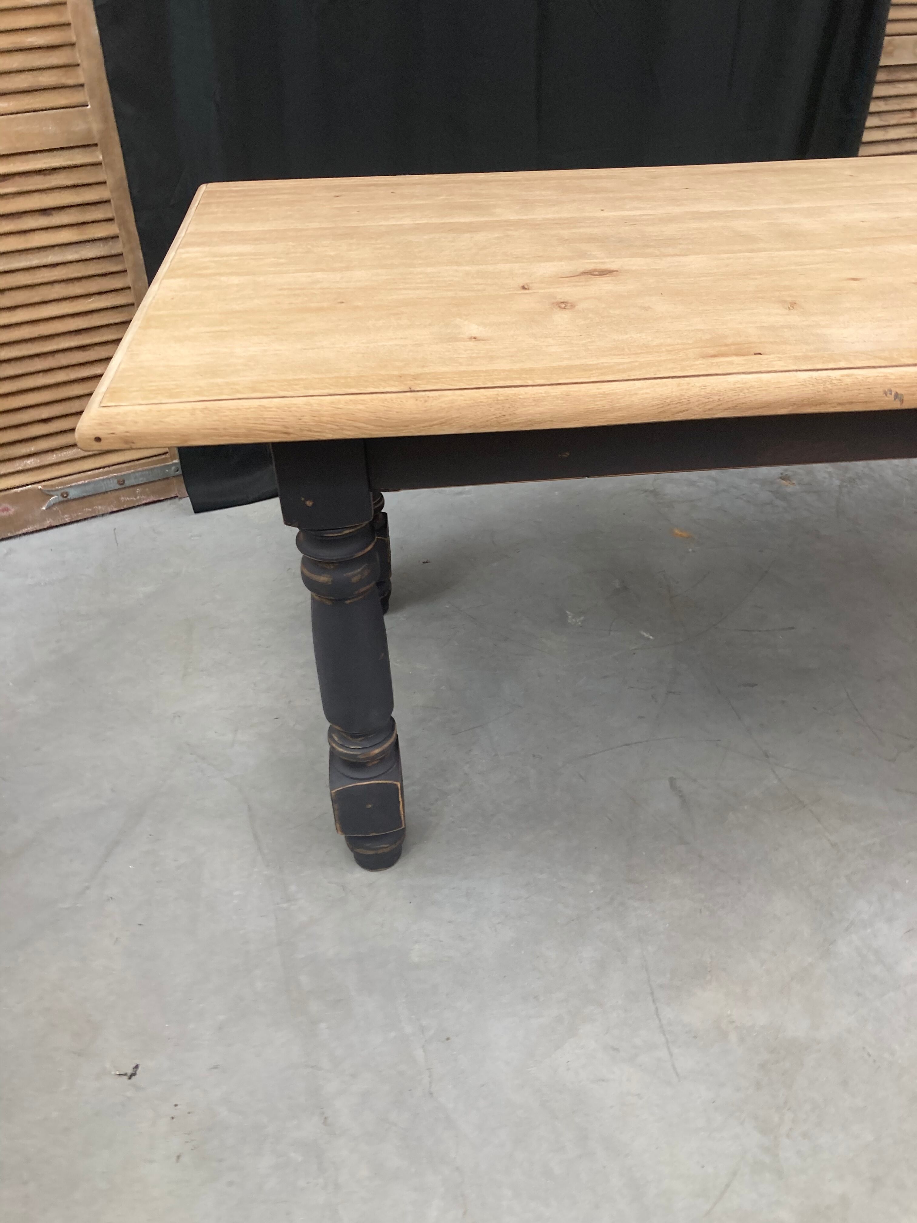 Ancienne table de ferme en chêne massif
