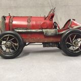 Model reproduction old car bugatti 1920 tin metal