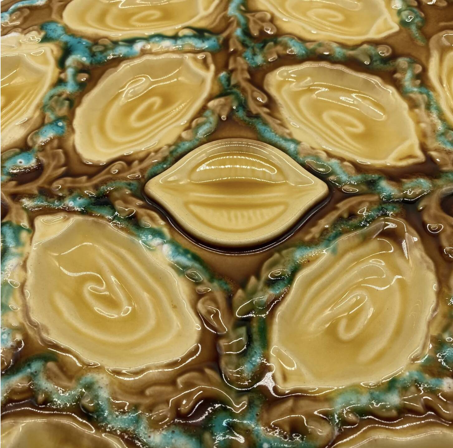 Large “Blue & Yellow” slip dish – 1950s