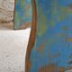 Banc repose-pieds patiné