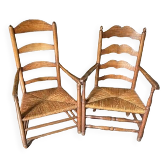 1 set of 2 armchairs