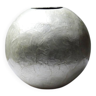 Small round vase in natural capiz mother-of-pearl contemporary.