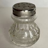 Set of 4 salt shakers