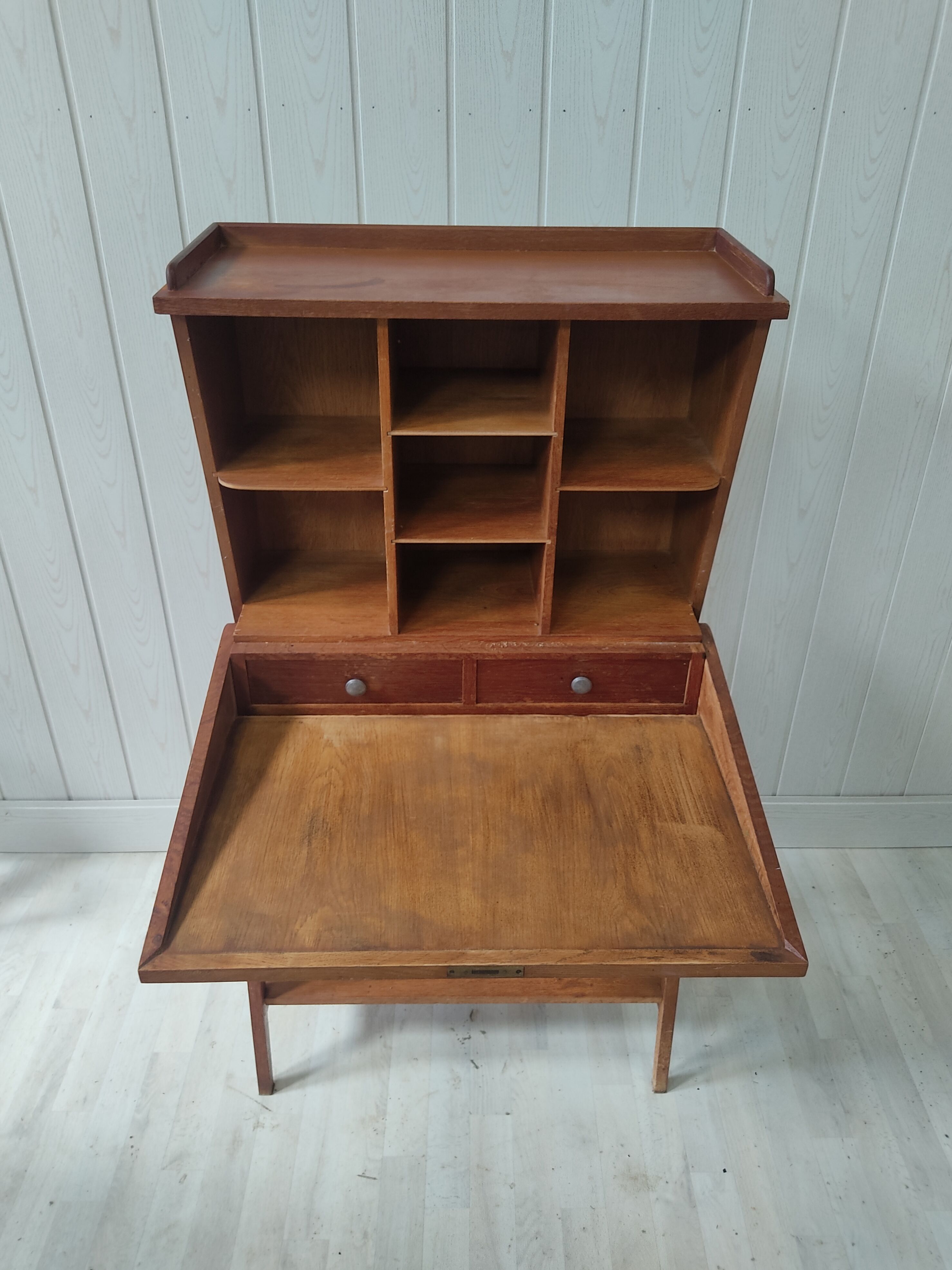 Secretary vintage compass feet