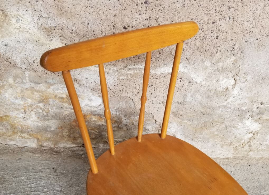 Chair child has bars, renovated beech