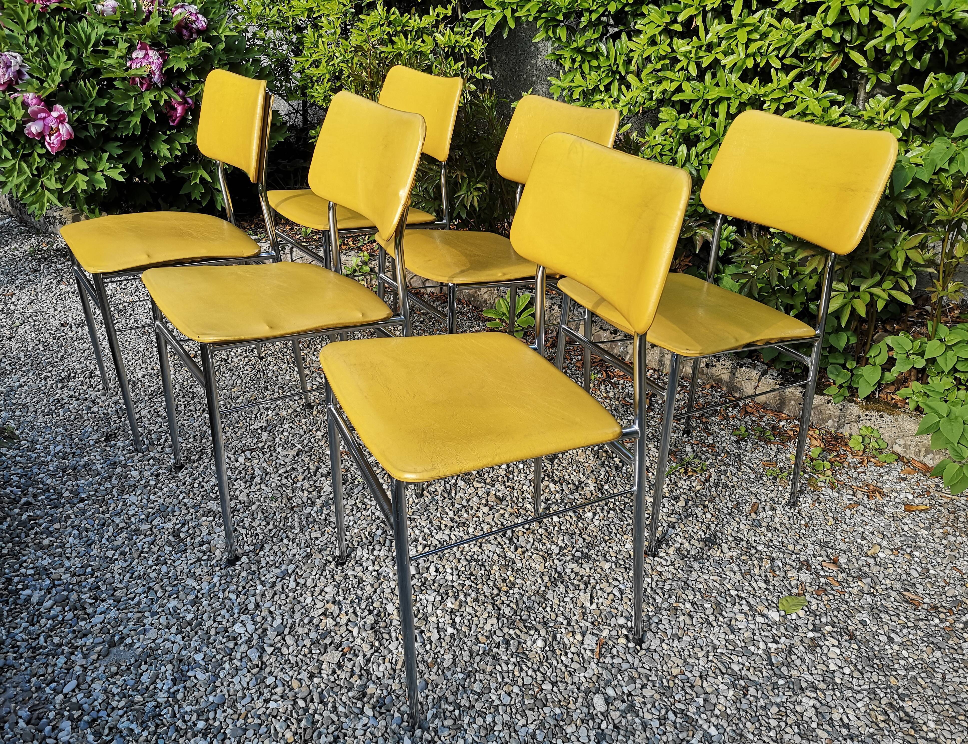 Series of six vintage chairs Soudexvinyl