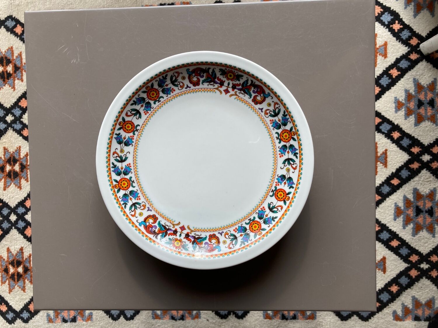 Porcelain plates Schumann Arzberg germany