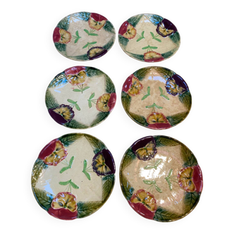 Assiettes anciennes barbotine fleurs de pensées St Amand les Eaux