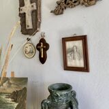 Wooden frieze wall decoration