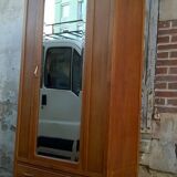 Raw Parisian wardrobe from the 1930s