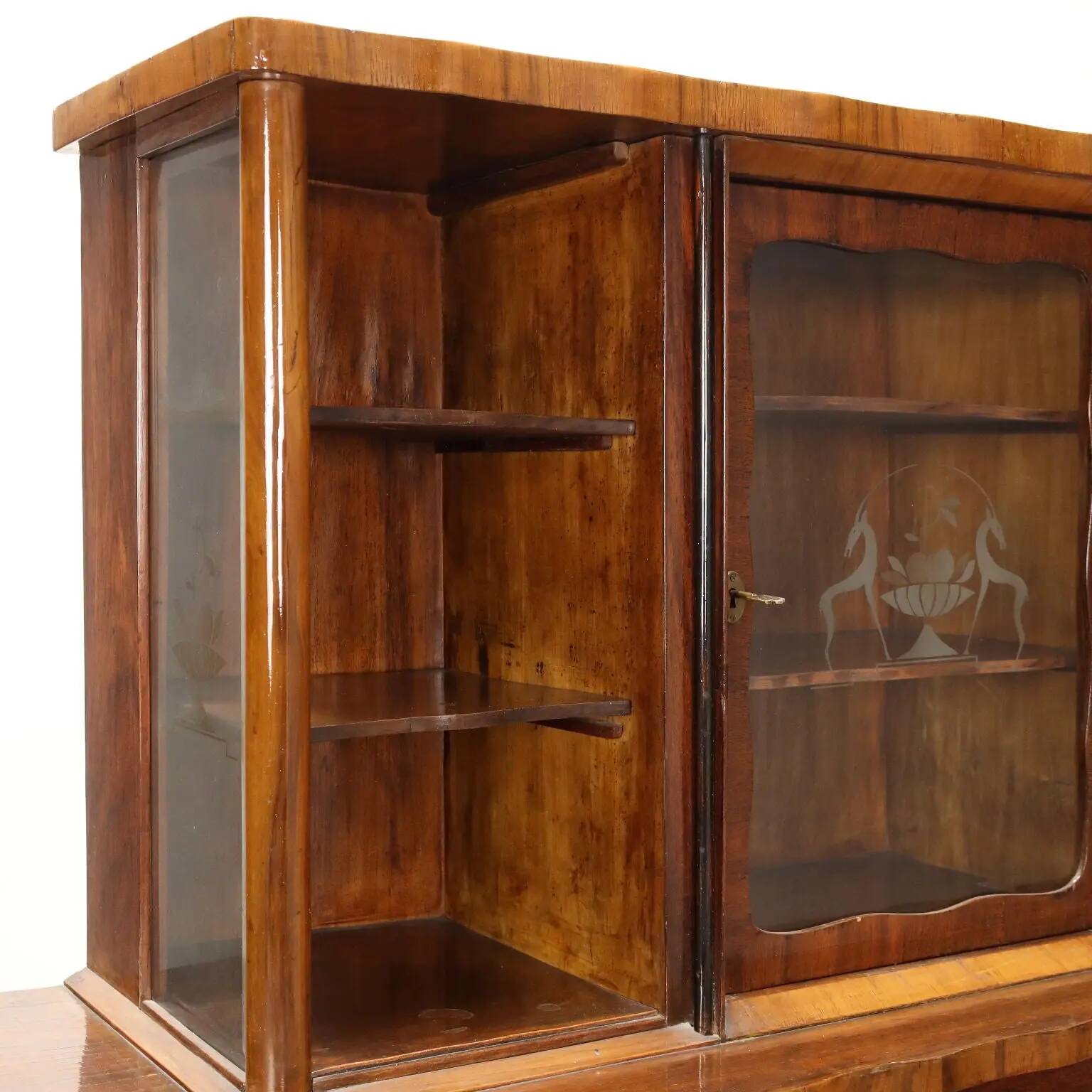 Vintage display cabinet from the 1920s-30s in walnut, Italy.