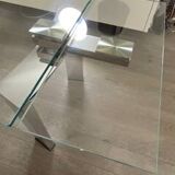 Daytona glass table
