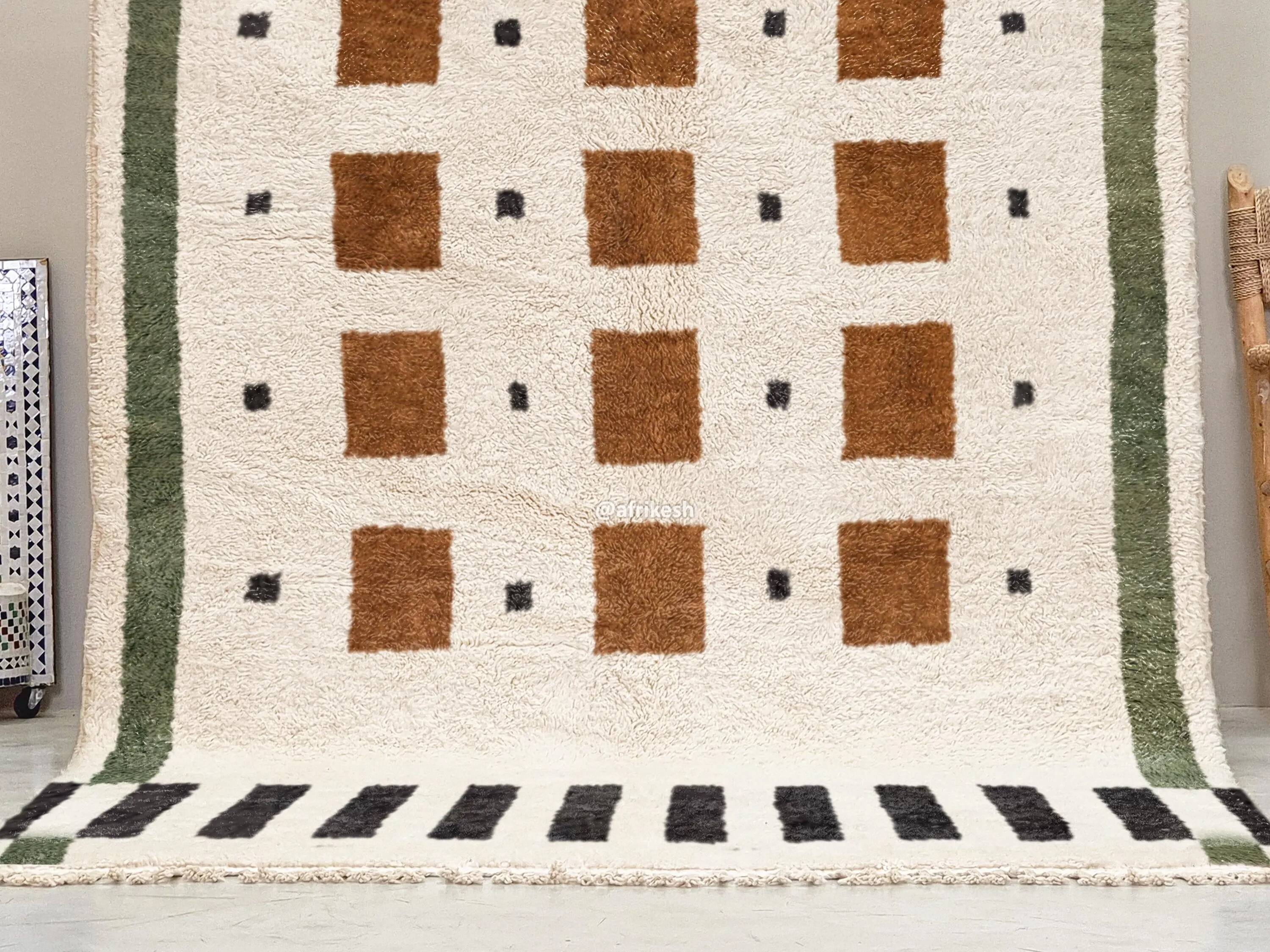 Handmade traditional carpet 250cm x 150cm Moroccan