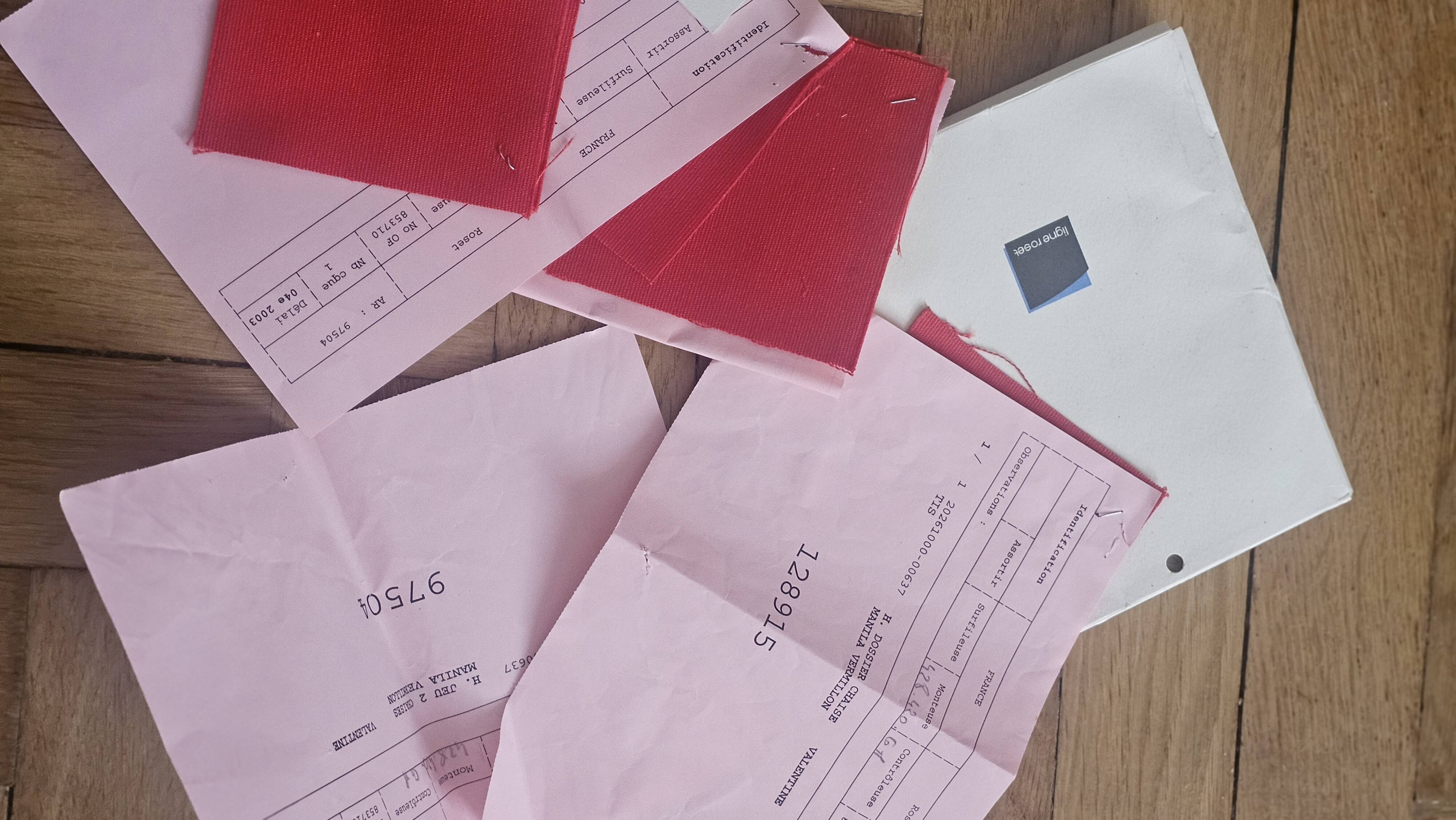 6 "Valentine" chairs – Jean-Charles de Castelbajac Ligne Roset