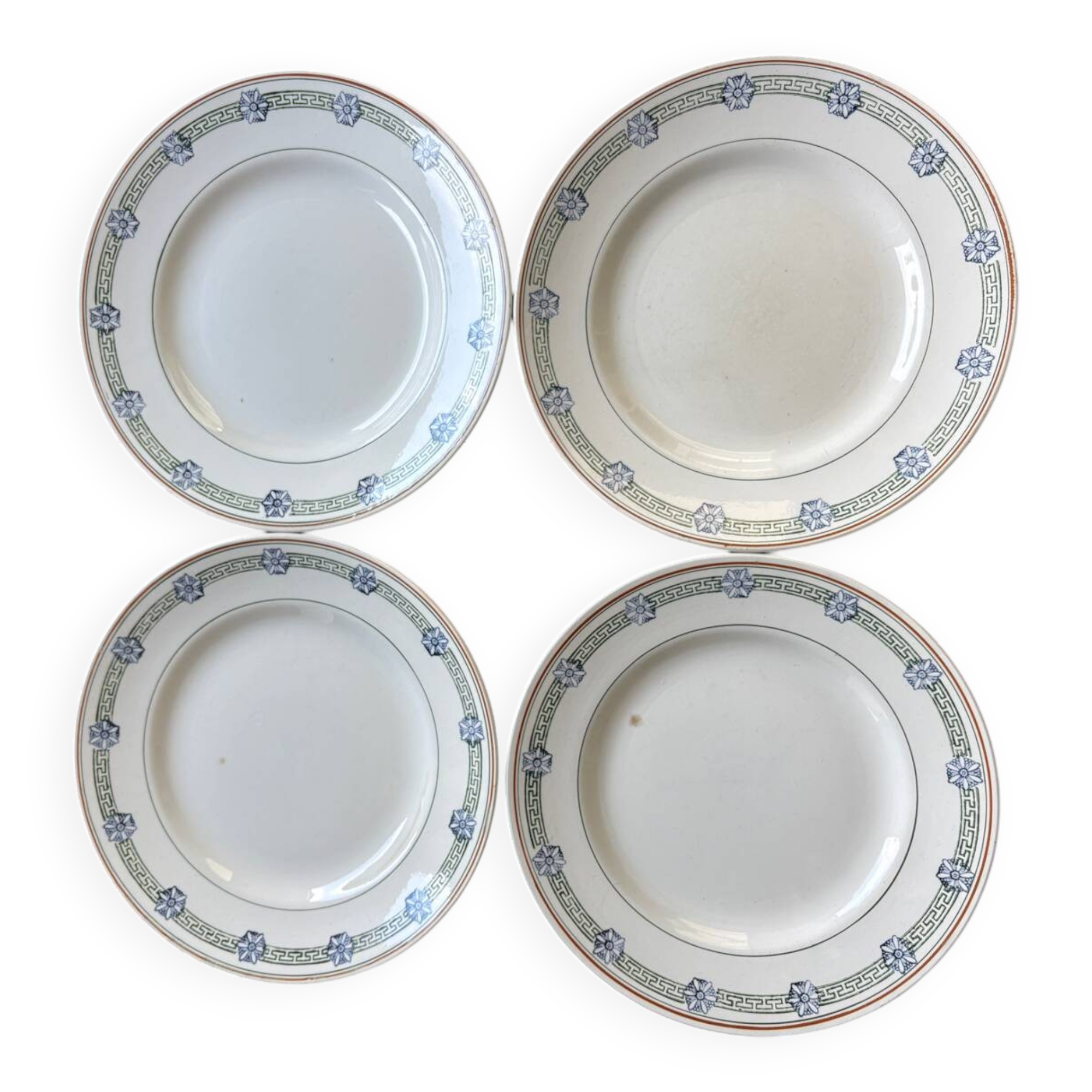 4 St Amand iron earth flat plates