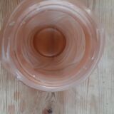 Paire de vases art déco en verre saumoné signé NS