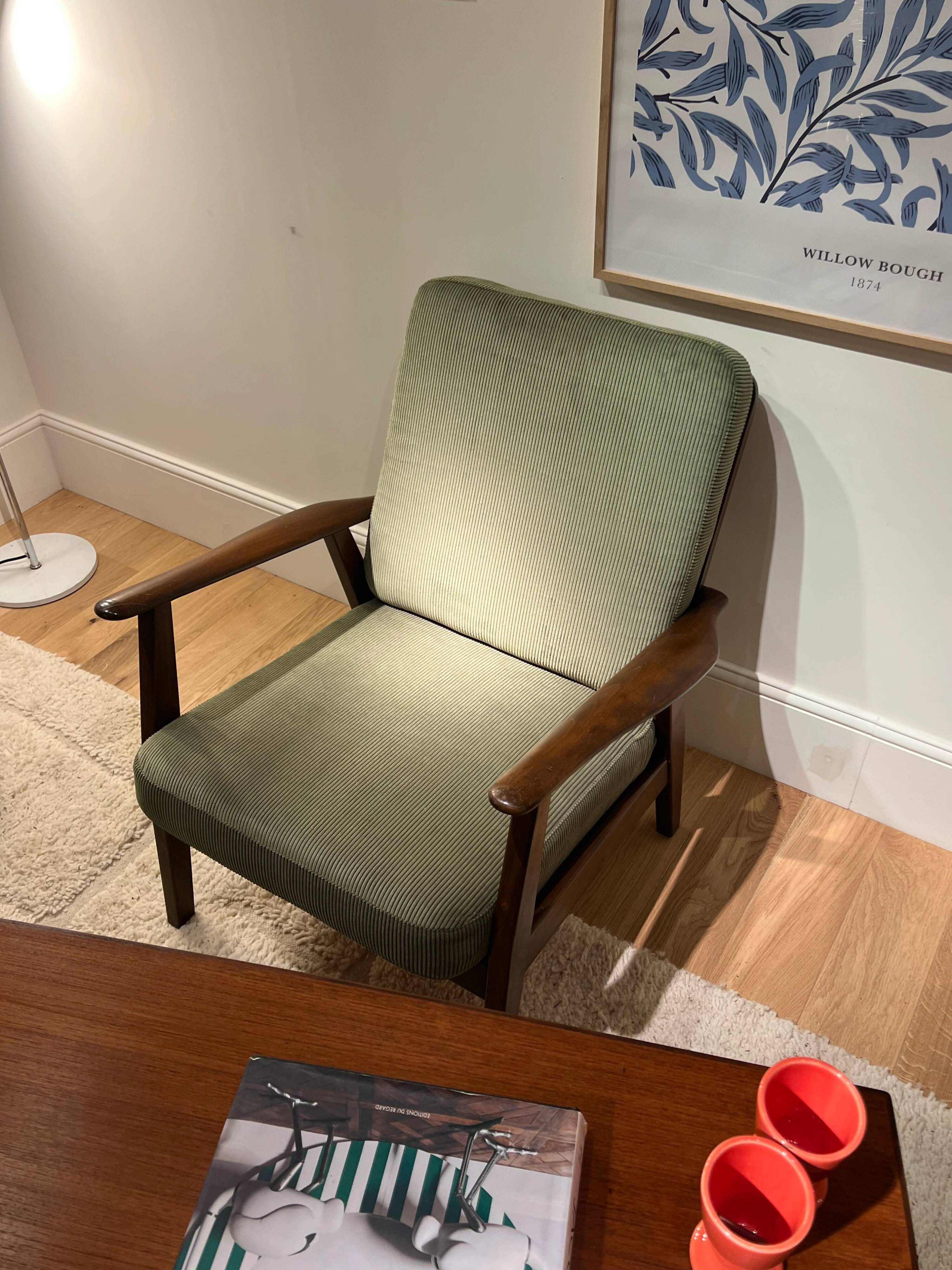 Vintage Scandinavian armchair in teak and green ribbed velvet – "Alrik"