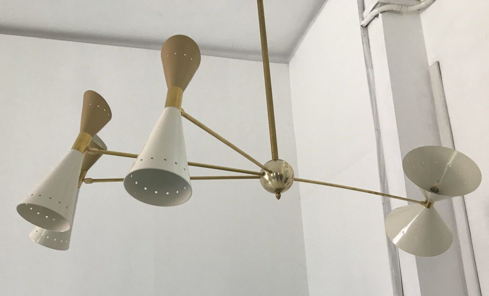 Pendant light 8 lights brass white and golden