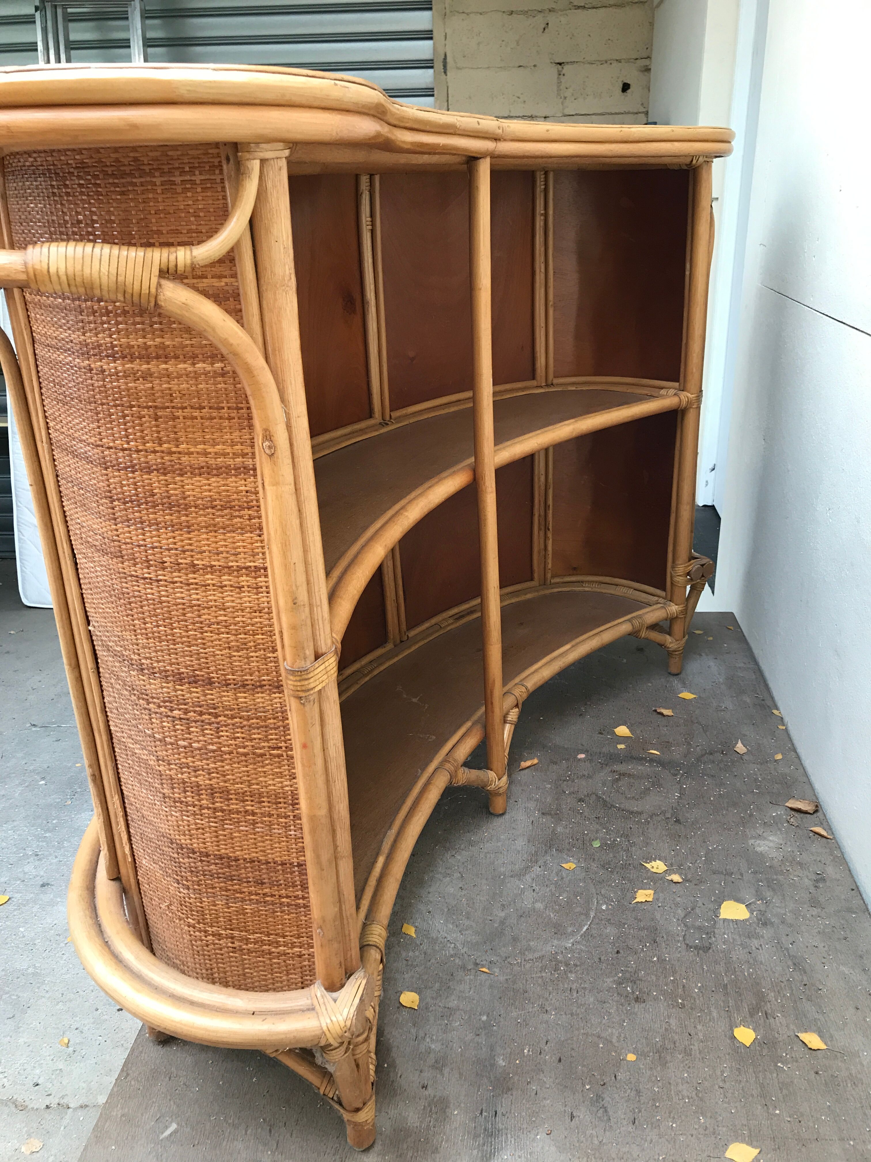 Vintage rattan bar