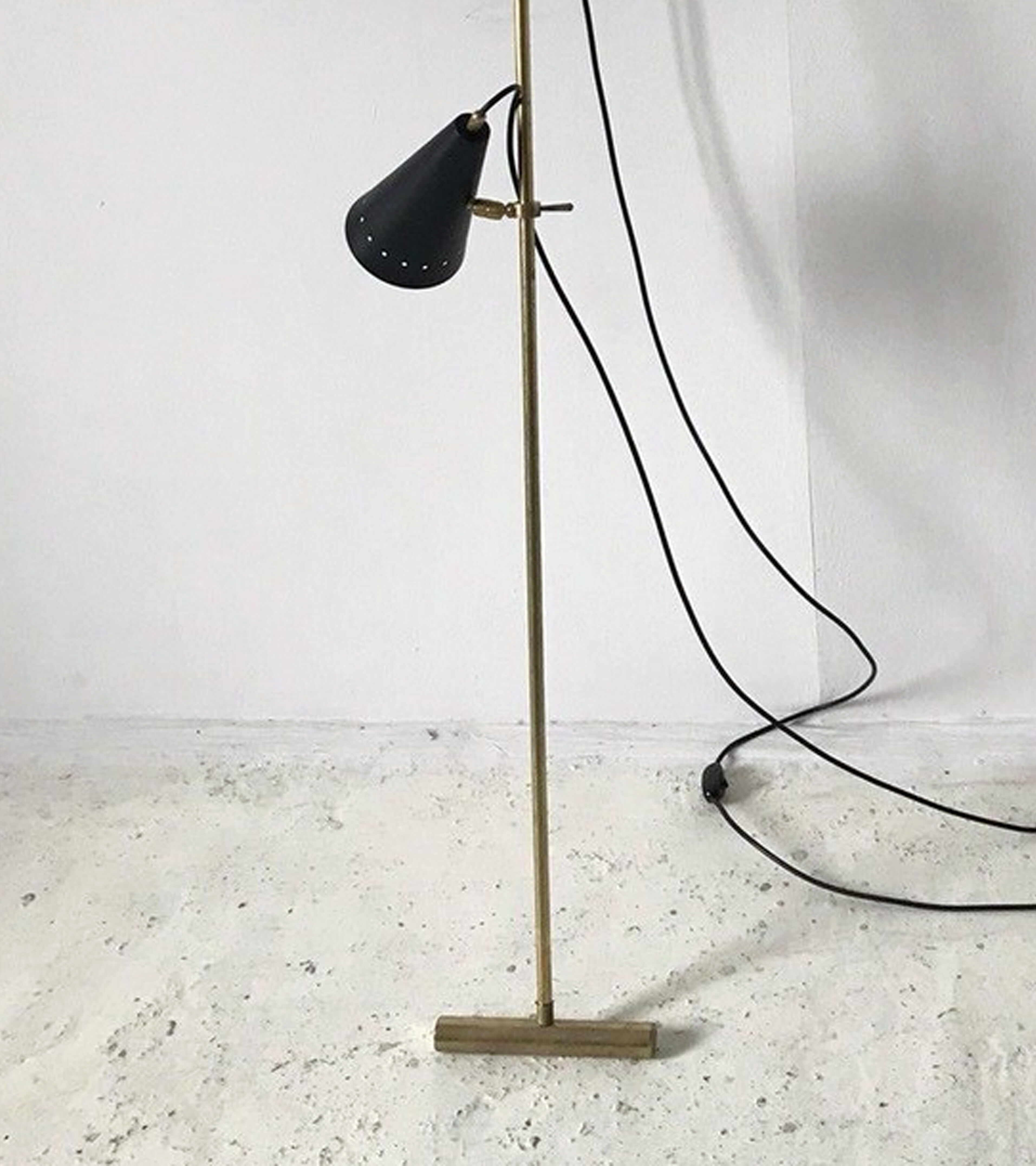 Floor lamp in the style of the Italian creations of the 50s