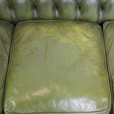 Canapé chesterfield 2,5 places en cuir de vache vert