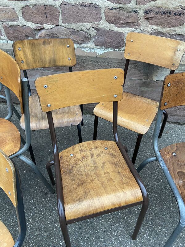 20 chaises industrielles école dépareillées vintage MULLCA tube & bois