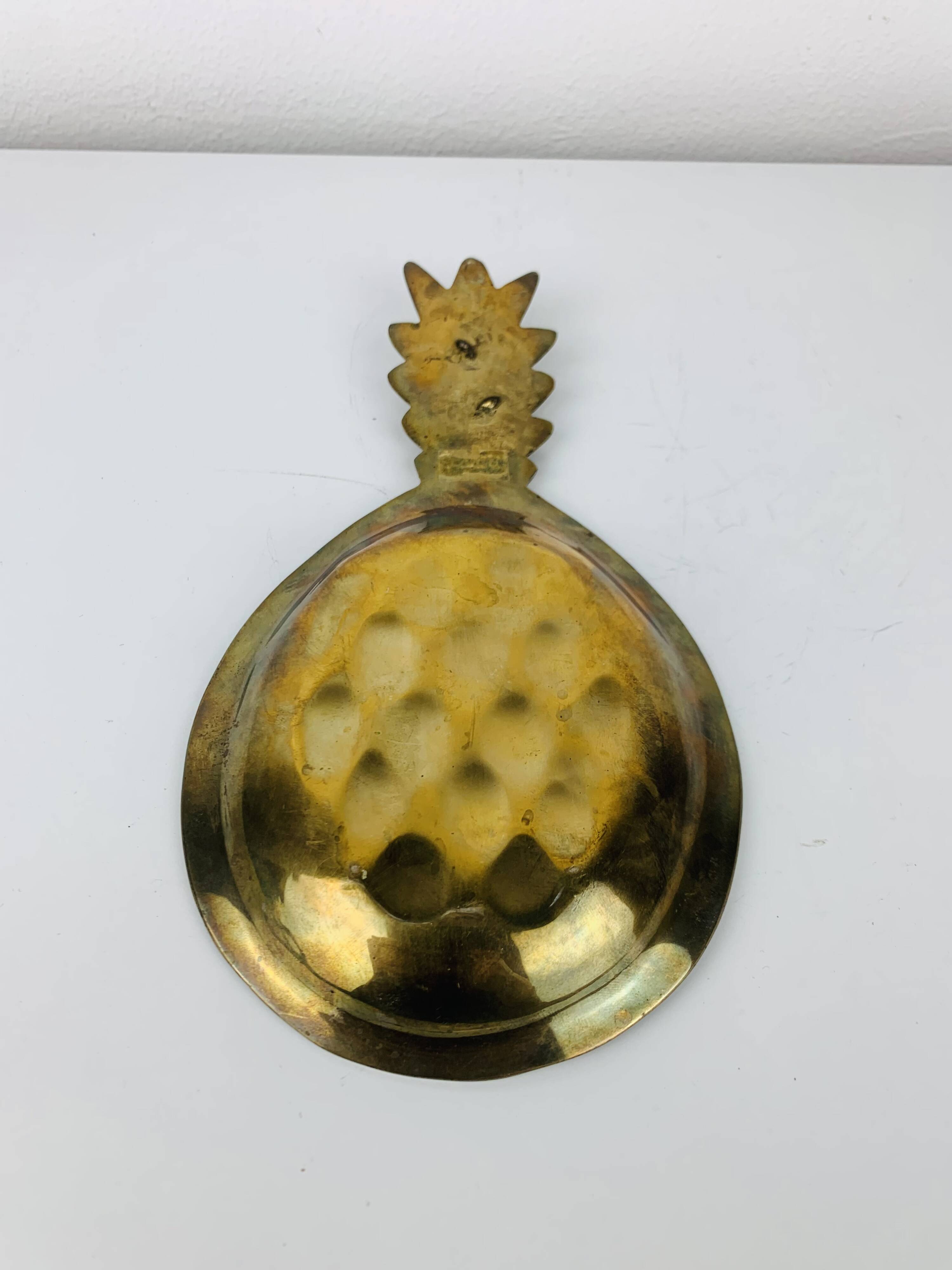 Vintage gold-plated brass pineapple emptier