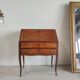 Bureau de pente en bois naturel