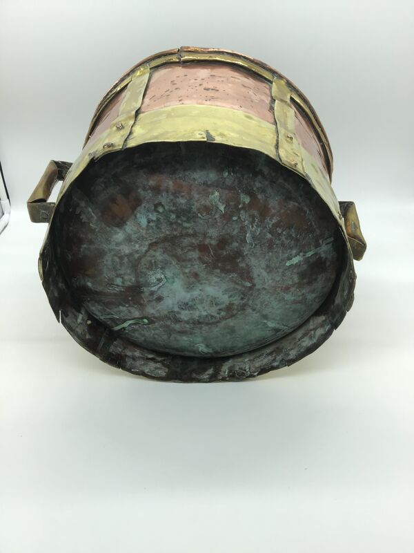 Cache pot ancien en cuivre et laiton XXe siècle