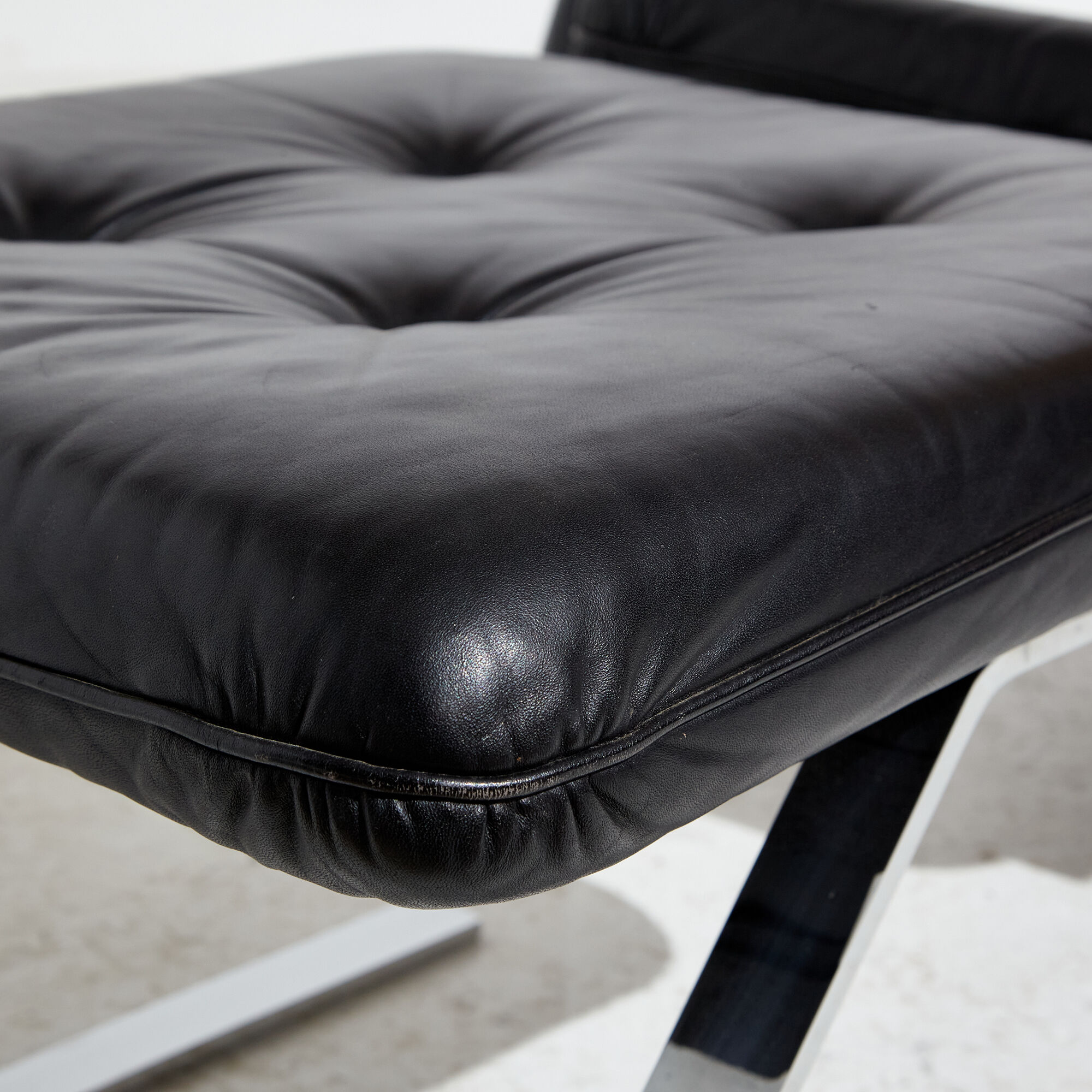 Leather lounge chair with ottoman by reinhold adolf for cor mk9220