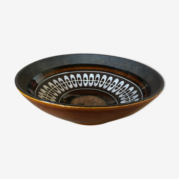 Scandinavian style ceramic centerpiece