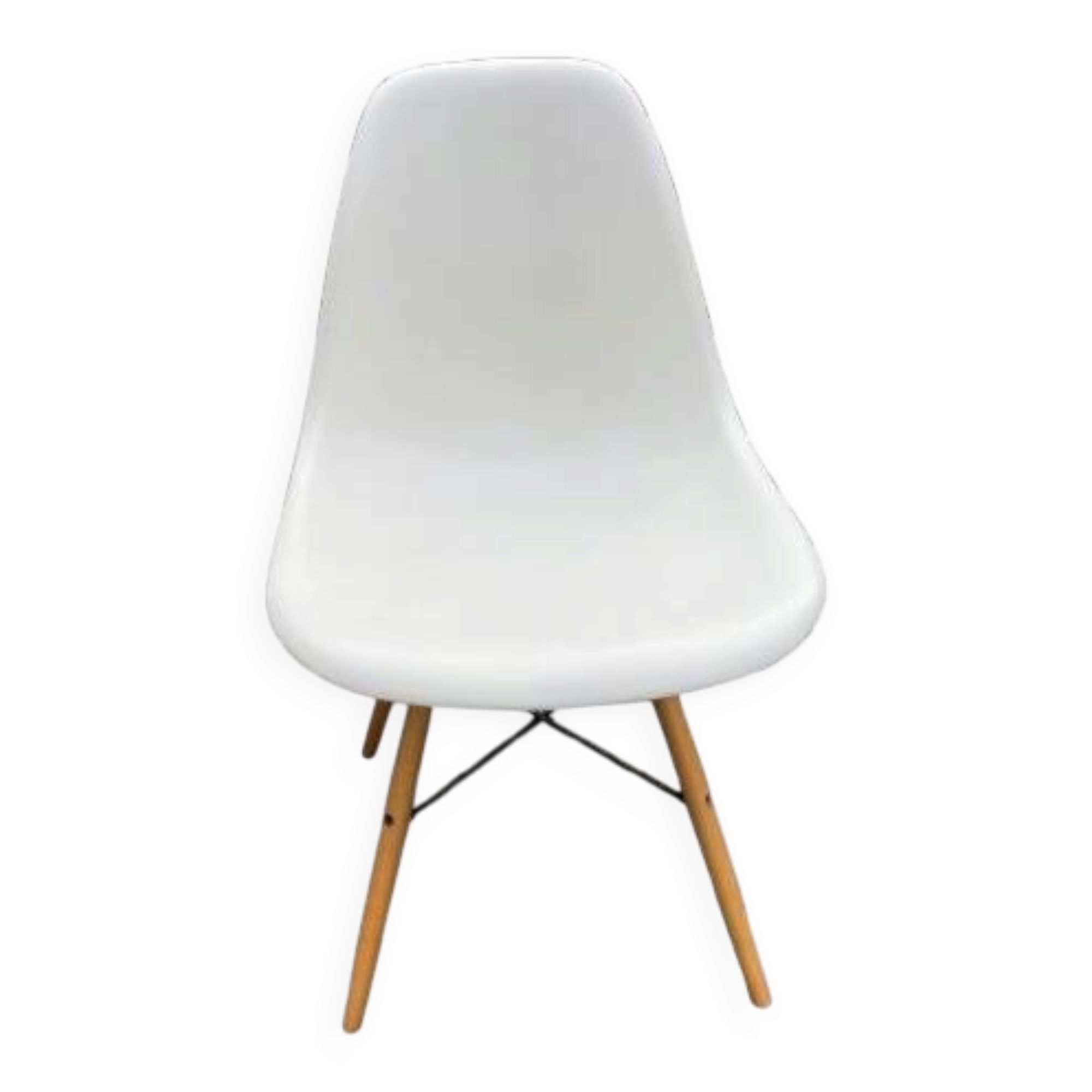 6 white DSW chairs by Vitra