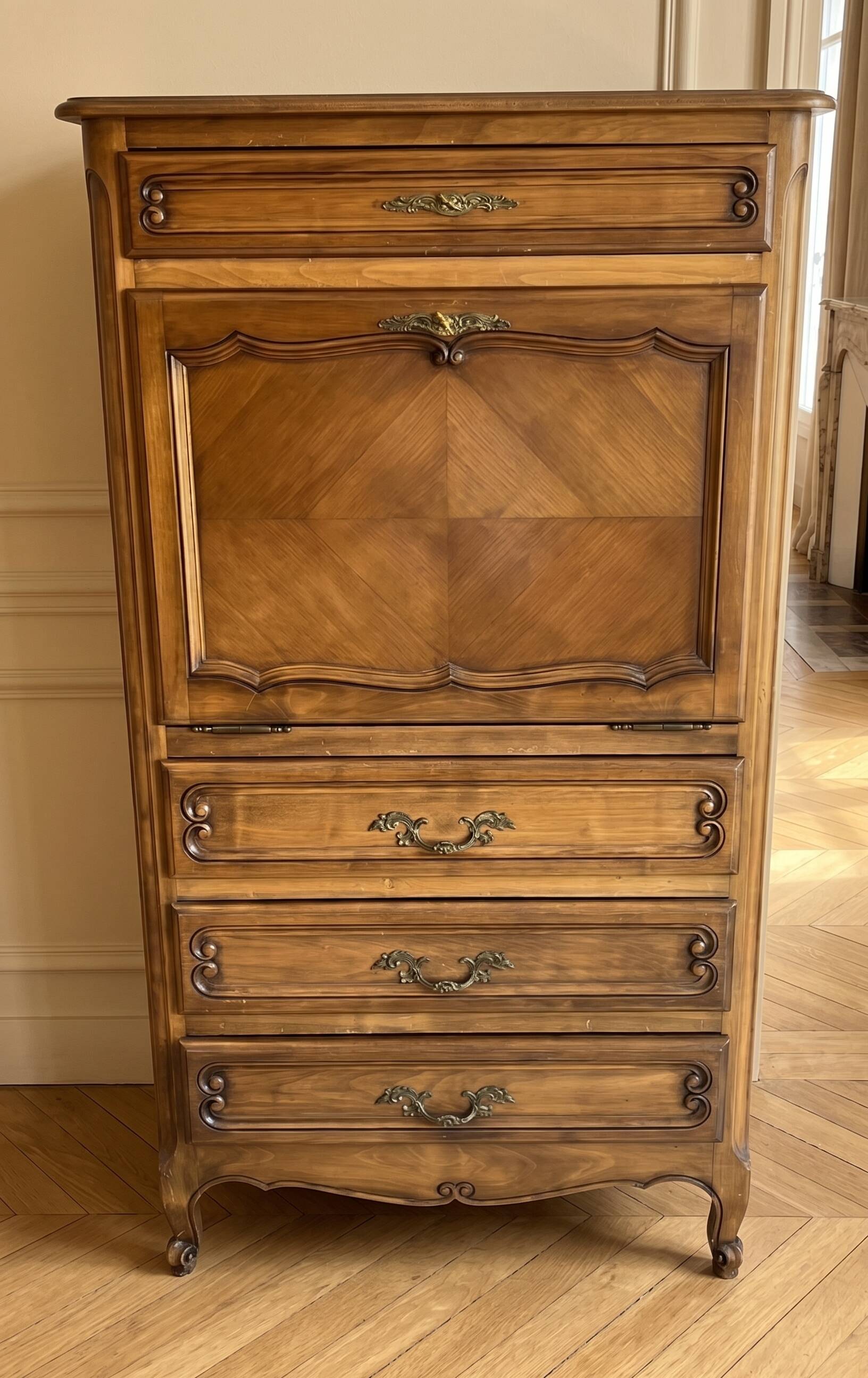 Louis XV Secretary