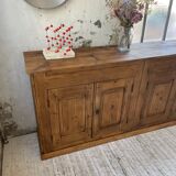 Row of pine loom furniture