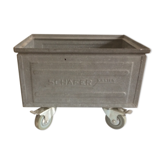 Metal storage box, Schafer Kasten, on wheels