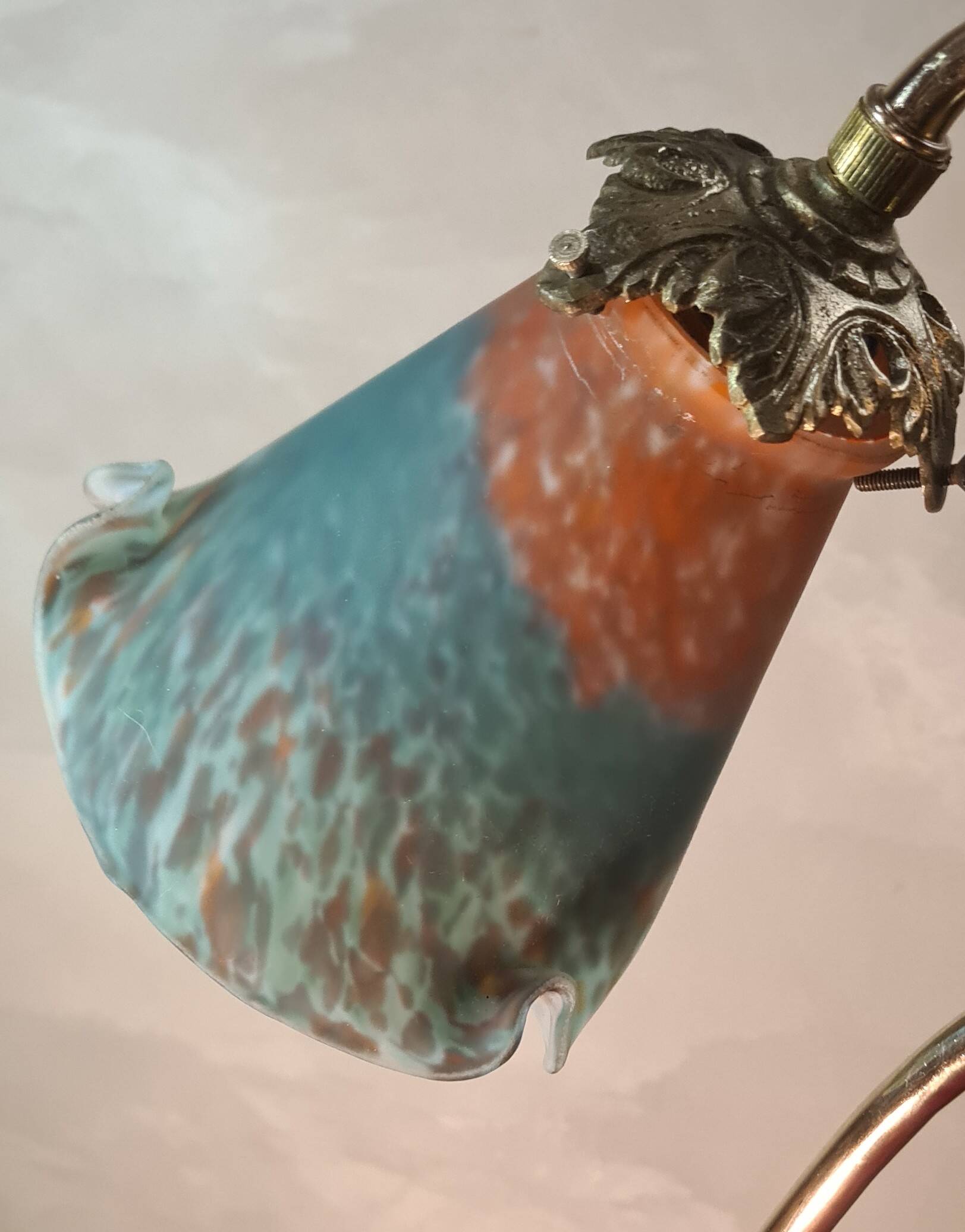 Bronze lamp, art nouveau brass 50x30 with tulip glass paste