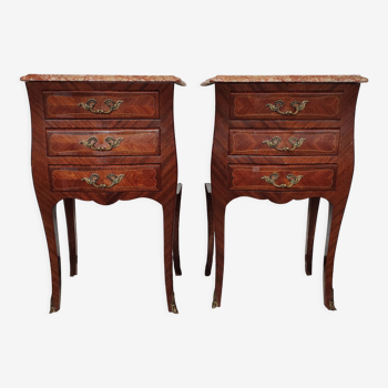 Paire de tables de chevet style Louis XV