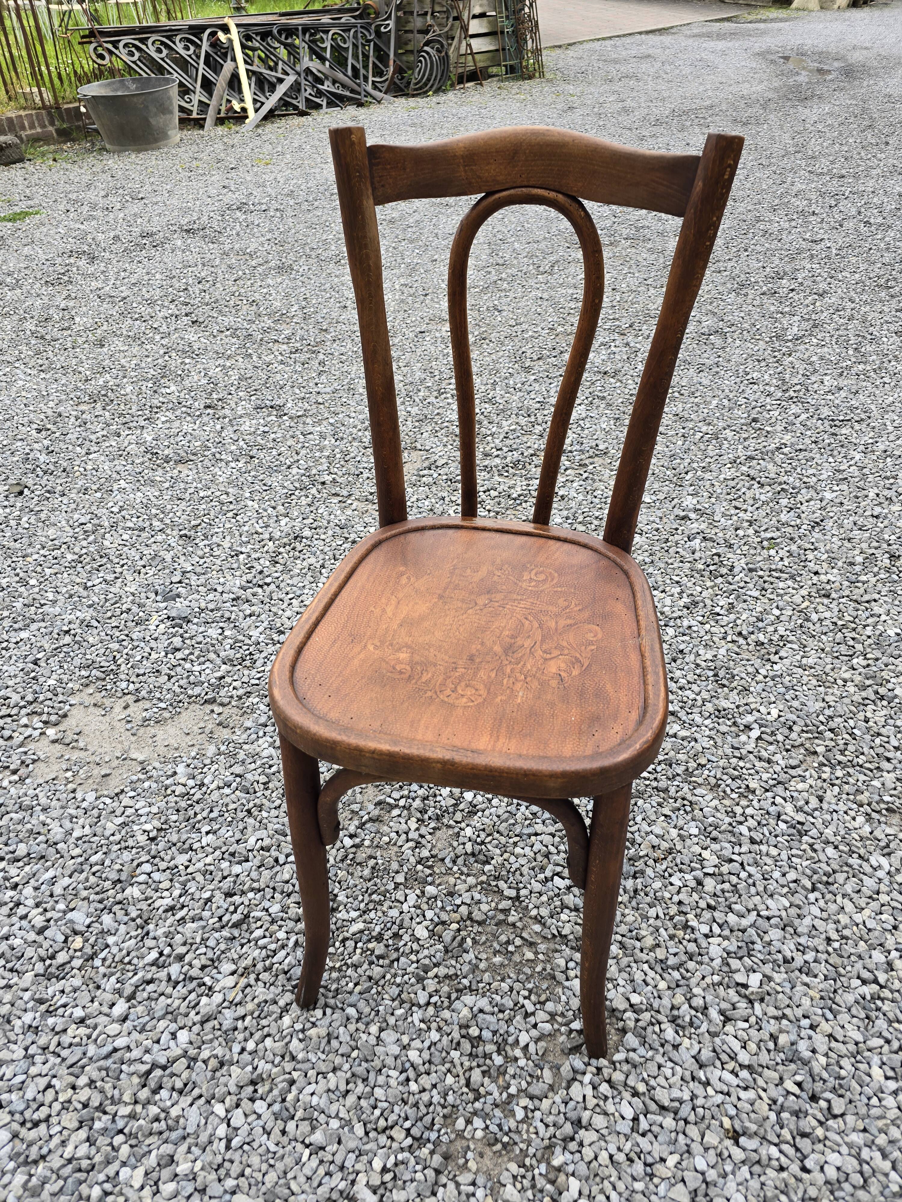 Bentwood bistro chair
