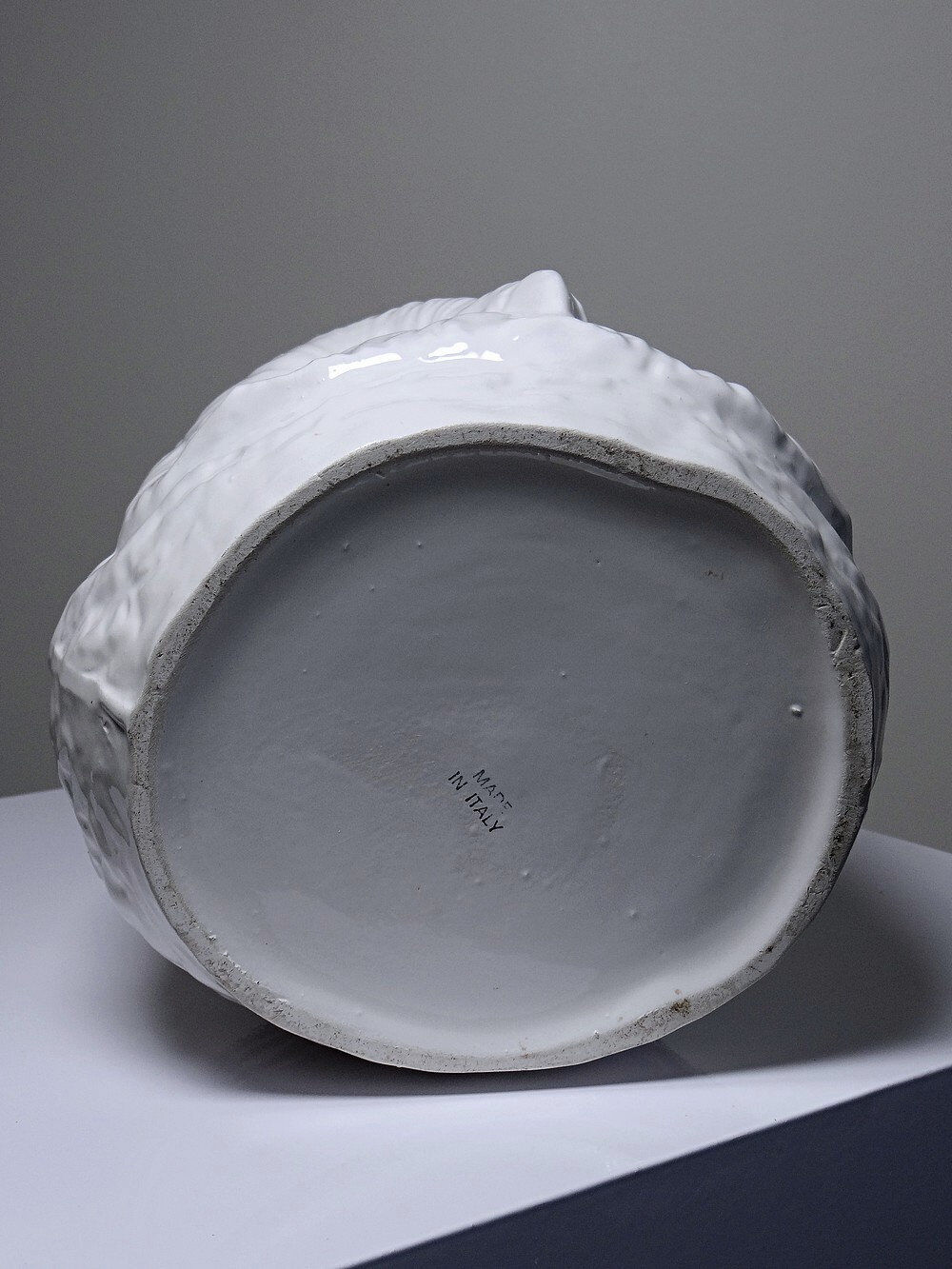 Large owl head cache-pot in vintage Italian white faience.