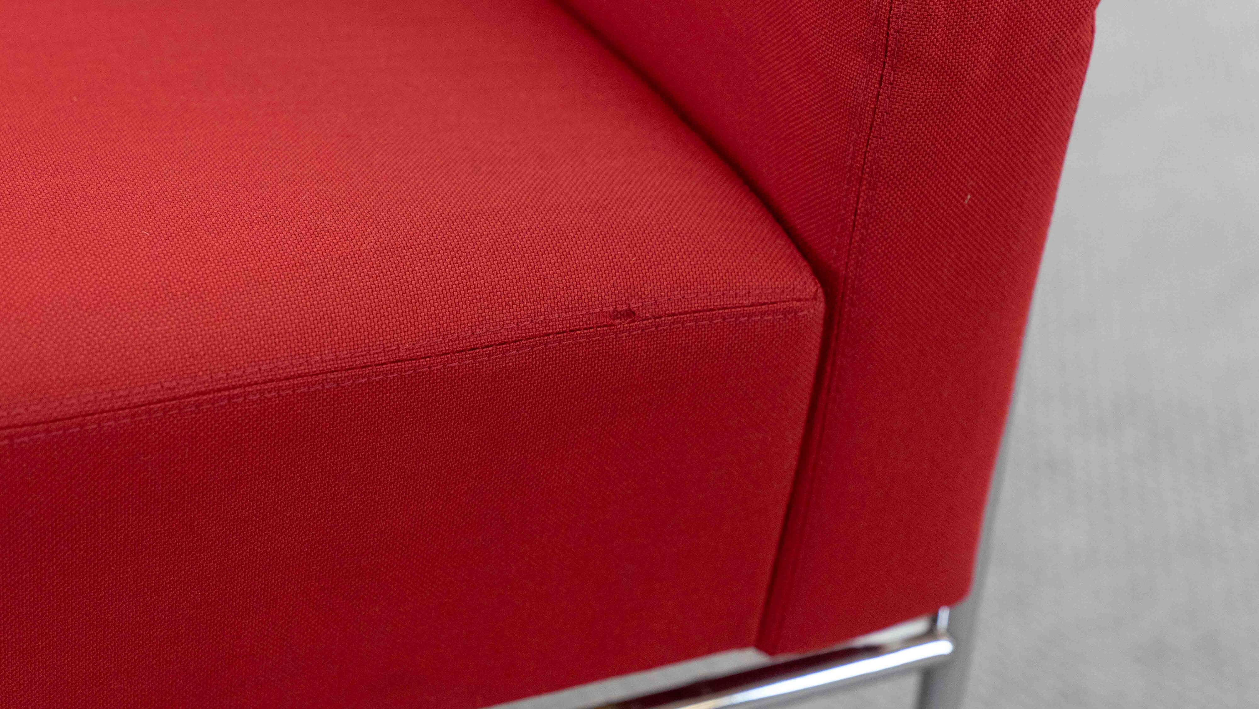 Airport Sofa Modell 3300 by Arne Jacobsen for Fritz Hansen