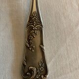 Salad servers