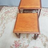 Pull out tables