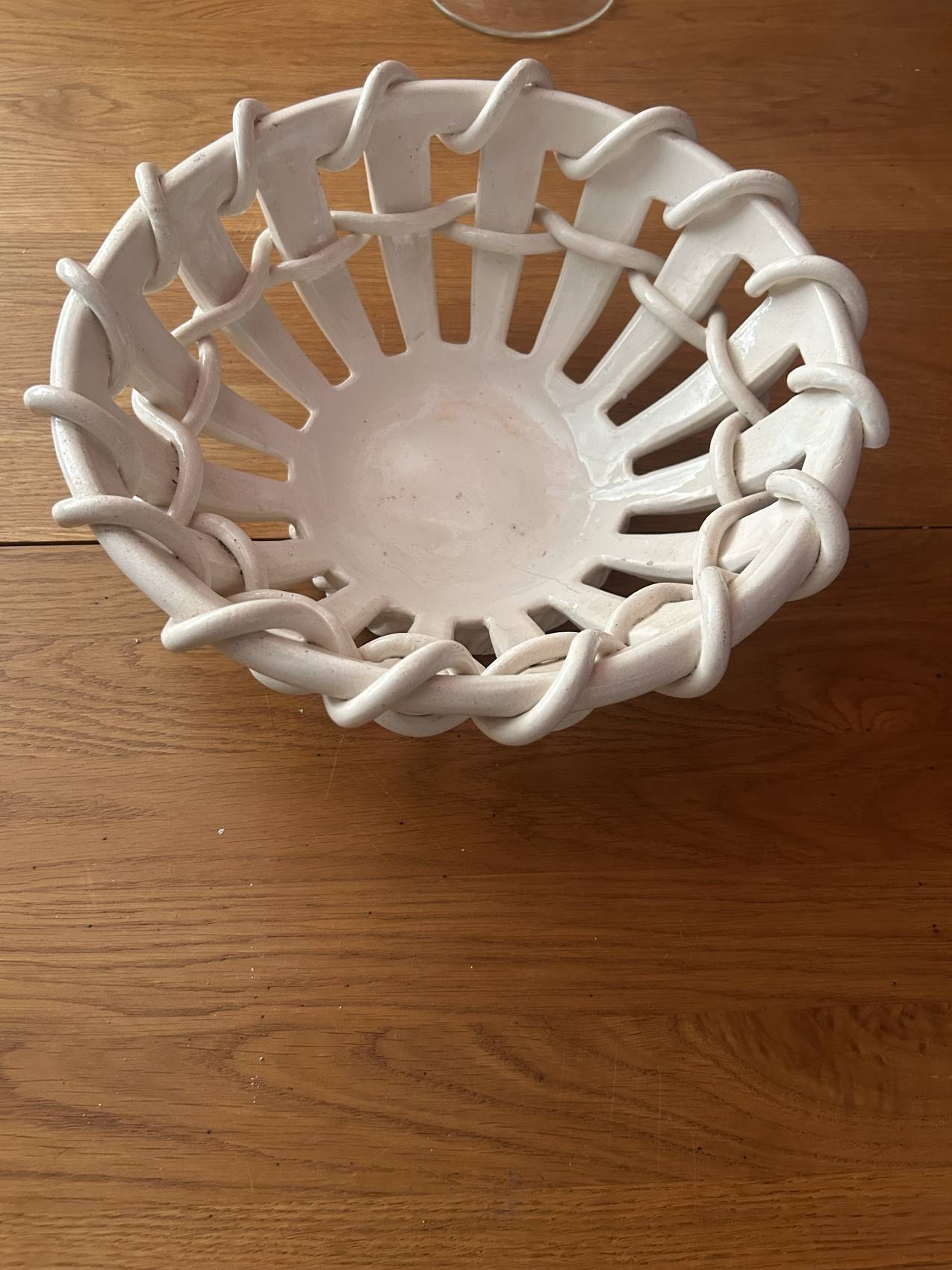 Grande coupe à fruits en faïence de Malicorne – 32 cm – Élégance intemporelle