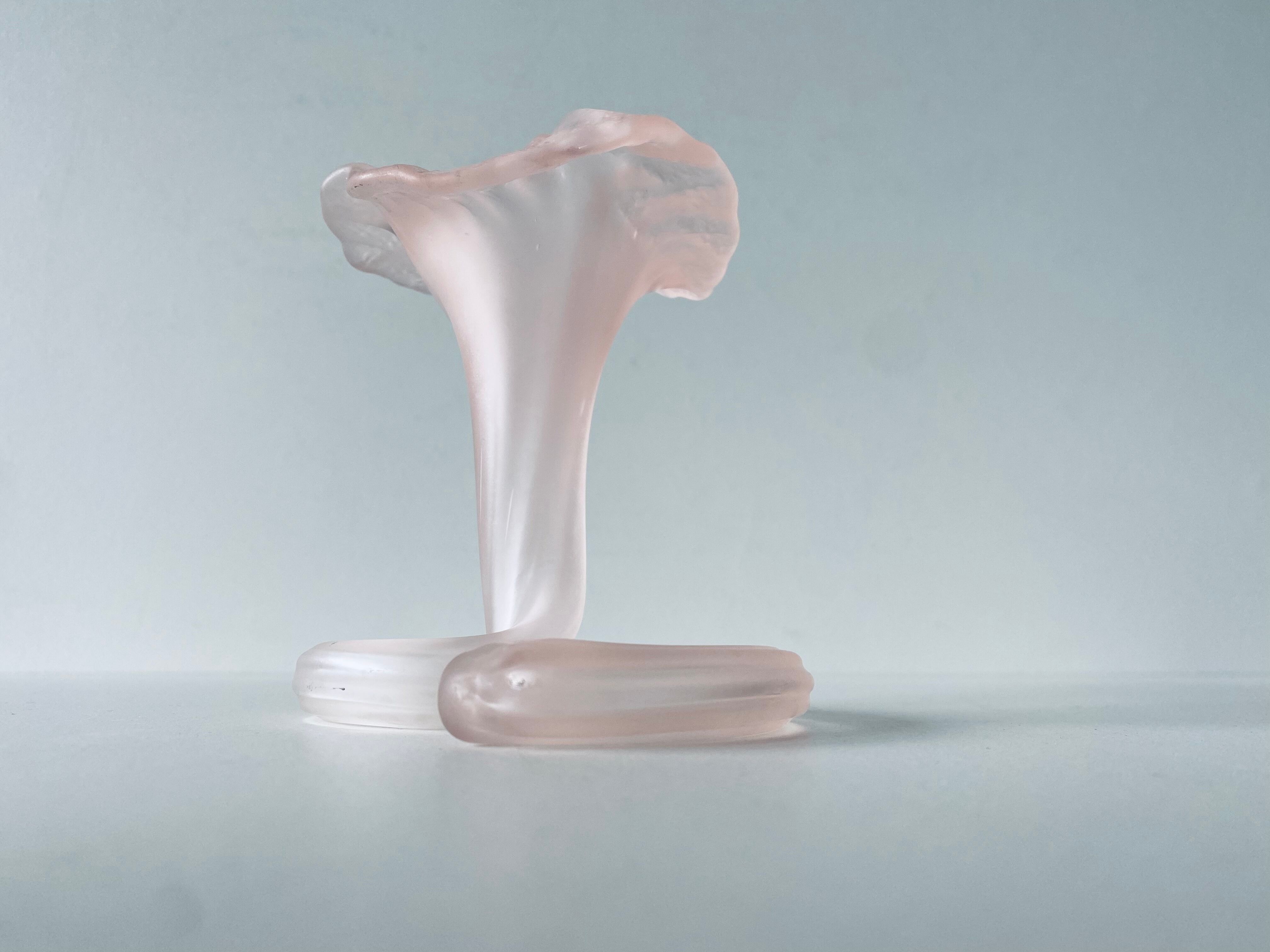 Pink Murano corolla vase